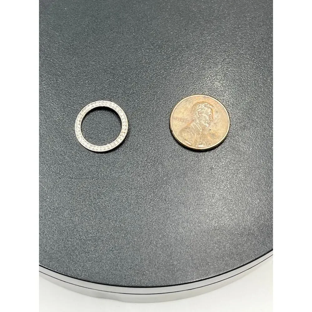 JCM 10k White Gold Round Open Circle Diamond‎ Cut Pendant Stamped